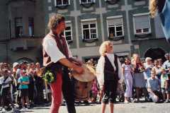 ...duad Trommen nua!